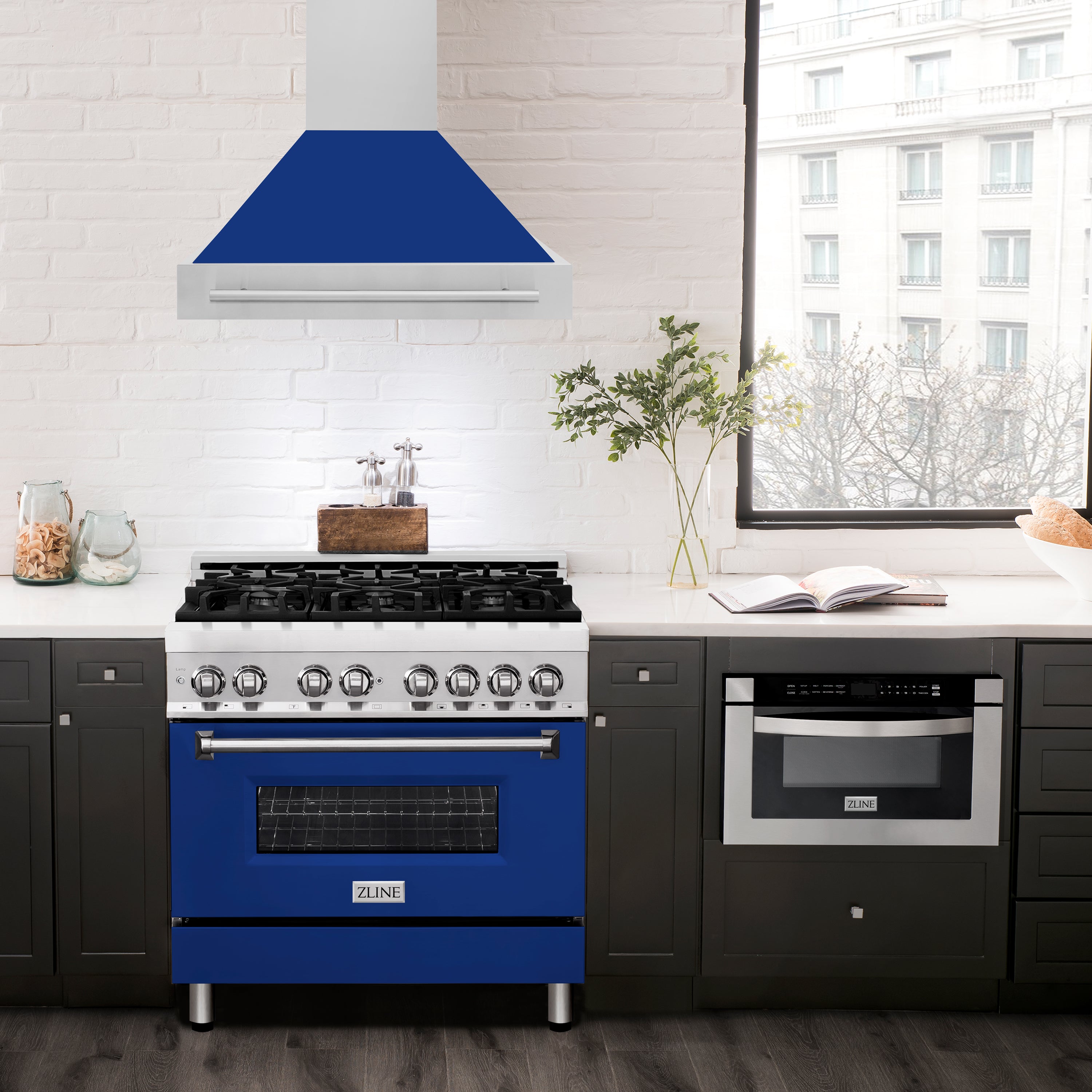 ZLINE 36" Stainless Steel Range Hood with Blue Gloss Shell and Stainless Steel Handle (8654STX-BG-36)