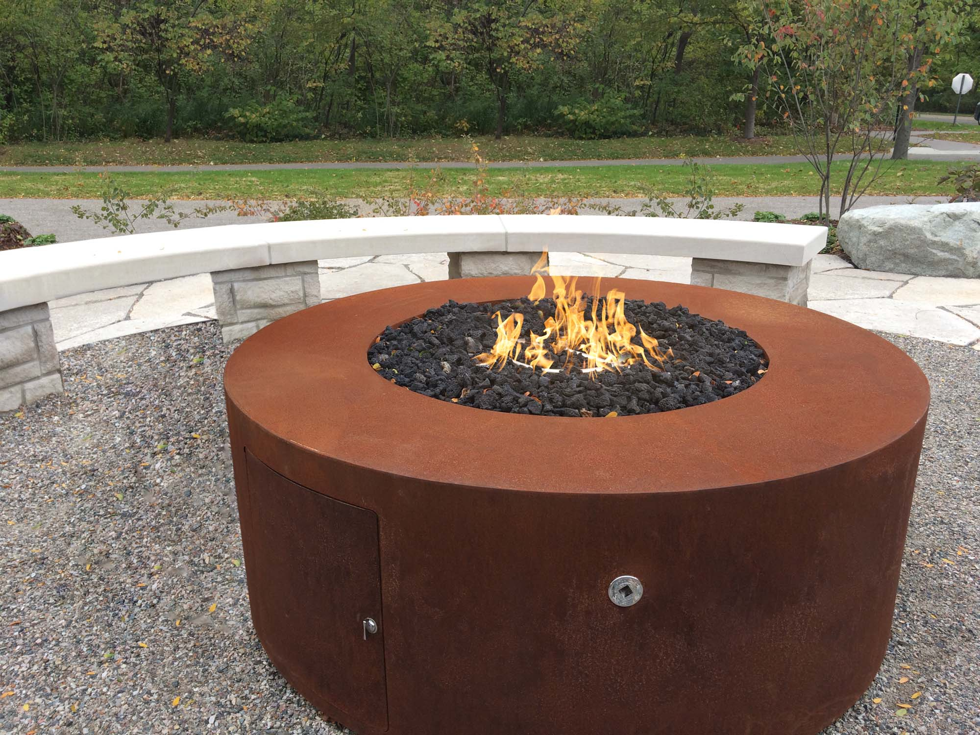 Unity Round Outdoor Fire Pit – 18″ Tall