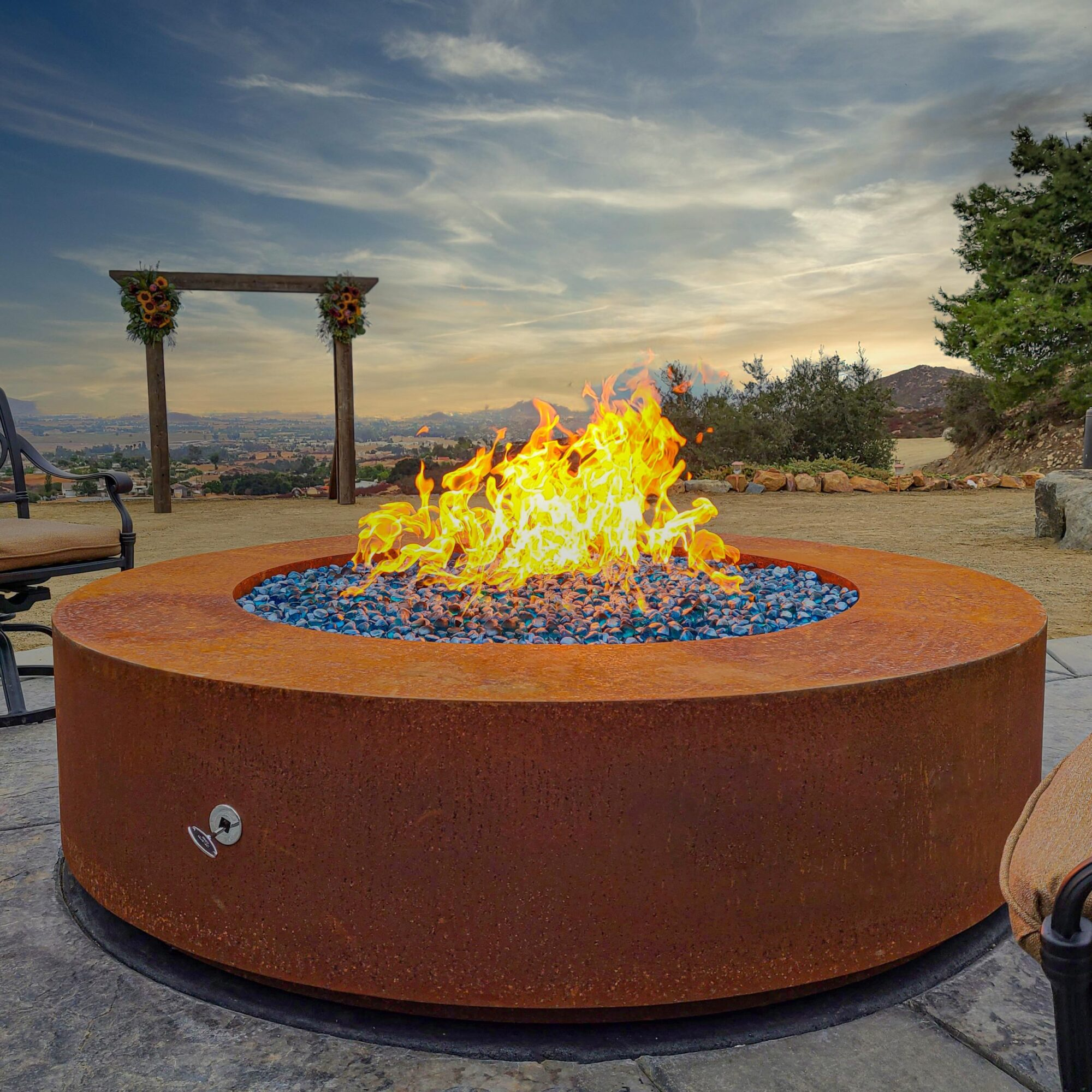 Unity Round Outdoor Fire Pit – 18″ Tall