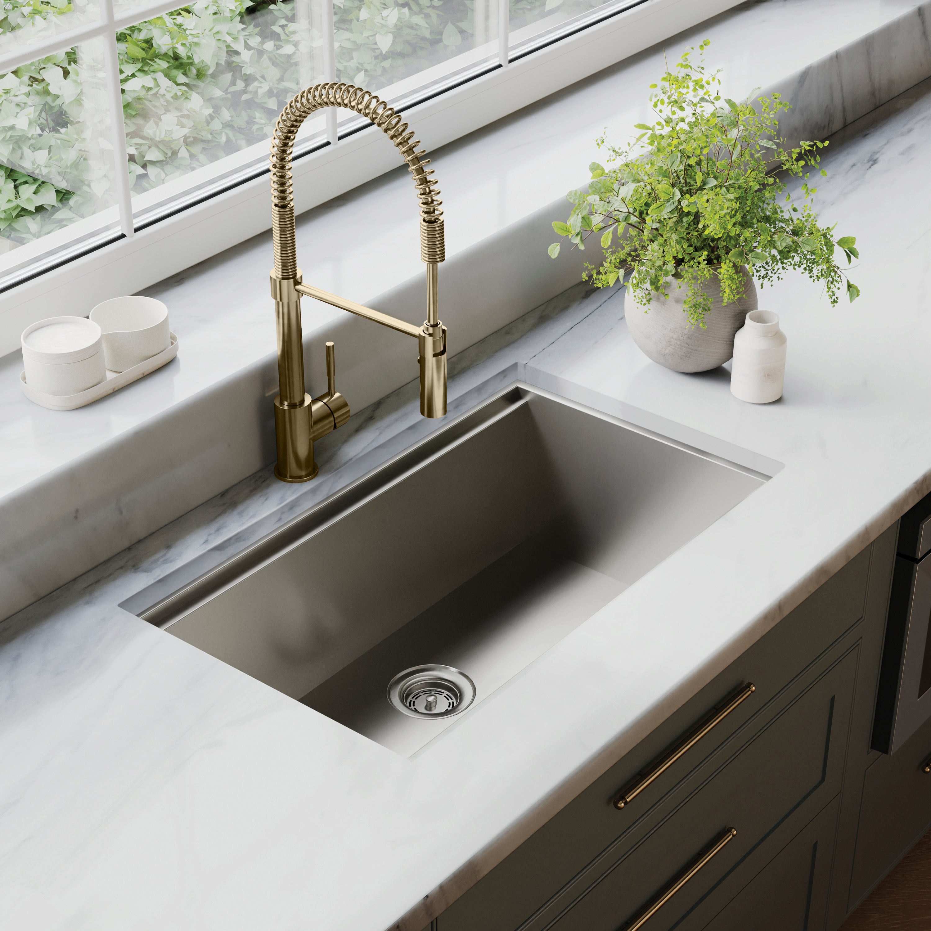 ZLINE Sierra Kitchen Faucet in Champagne Bronze (SRA-KF-CB)