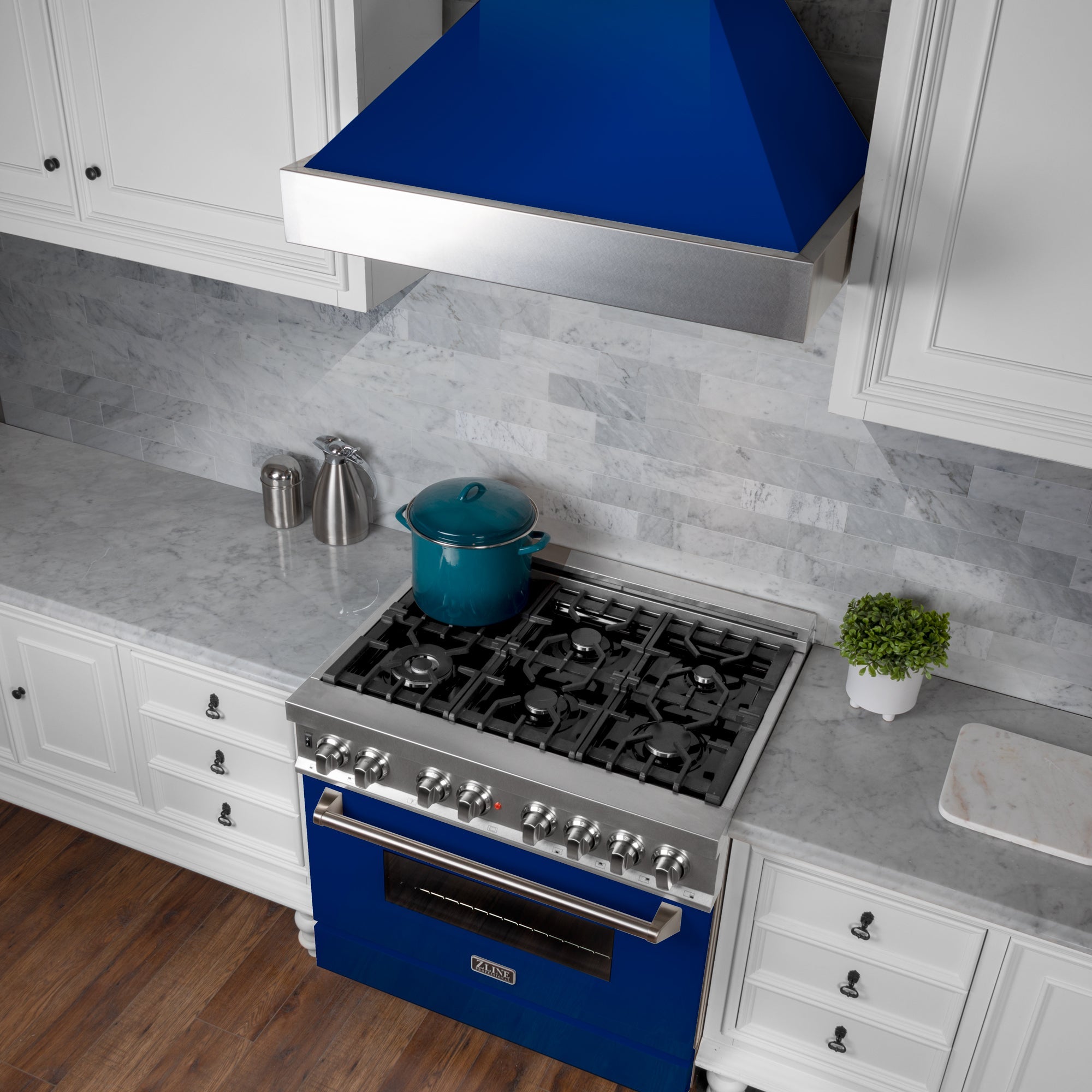 30" Ducted Fingerprint Resistant Stainless Steel Range Hood with Blue Gloss Shell (8654BG-30)