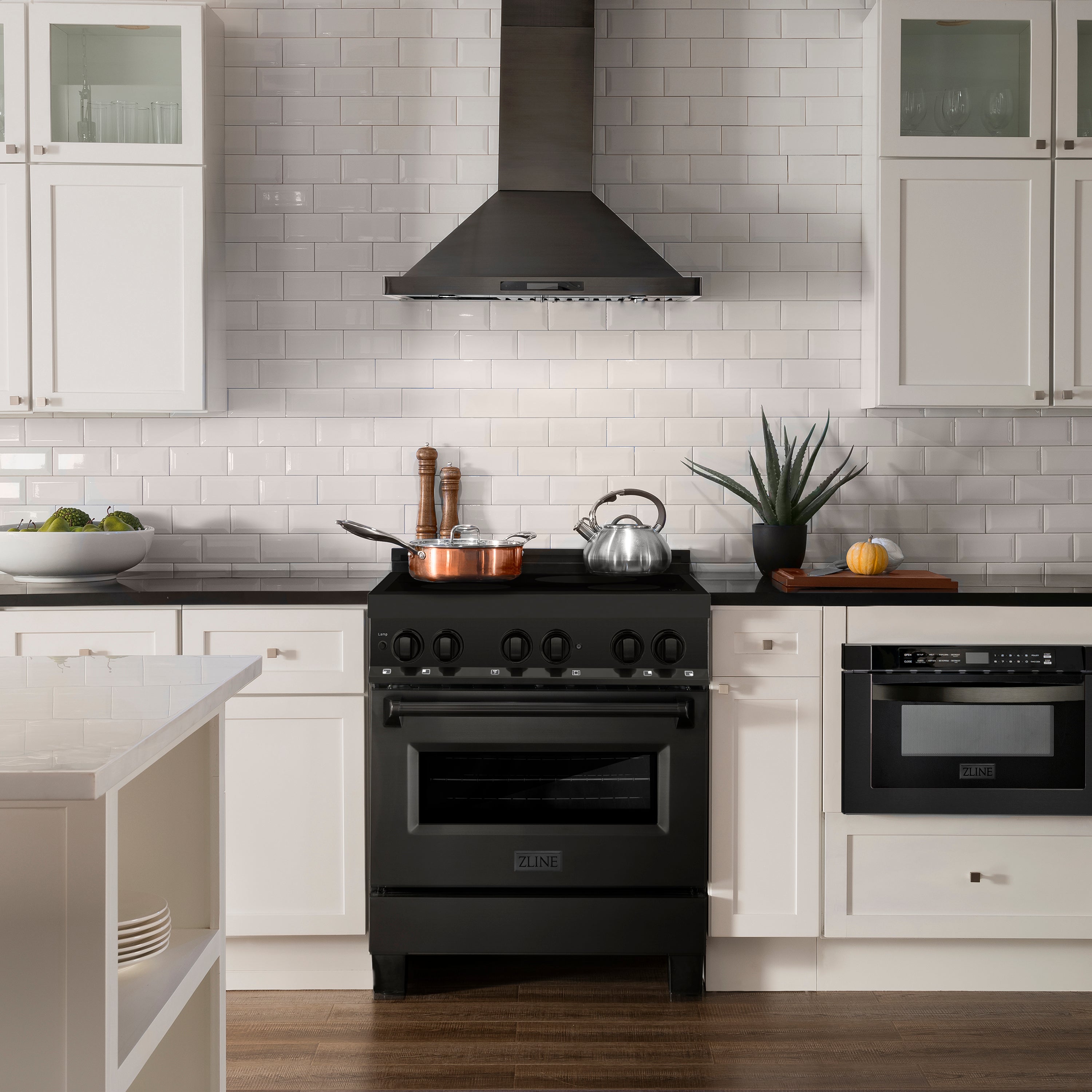 ZLINE Induction Range with a 4 Element Stove and Electric Oven in Black Stainless Steel (RAIND-BS)