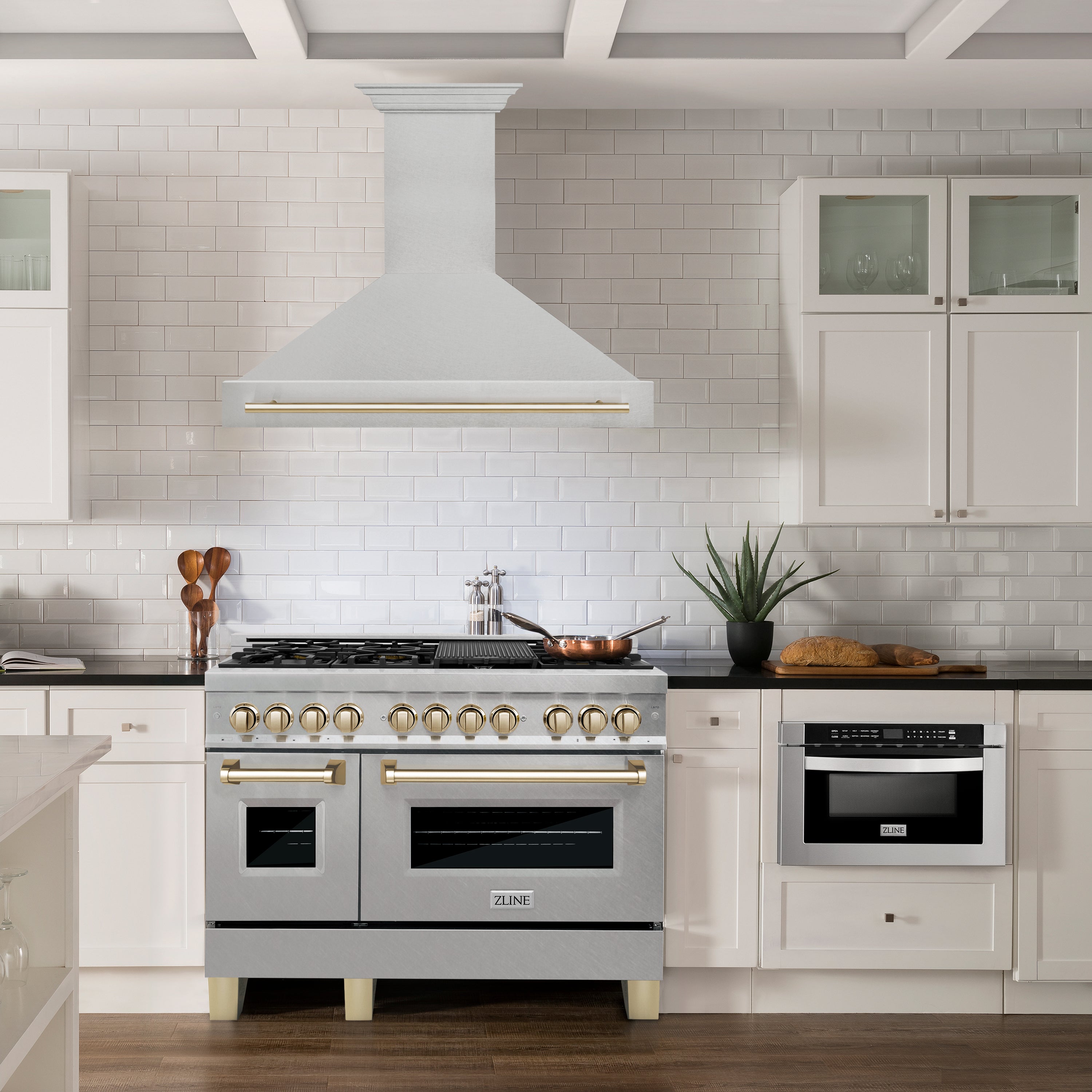 48 in. ZLINE Autograph Edition DuraSnow Stainless Steel Range Hood with DuraSnow Stainless Steel Shell (8654SNZ-48)